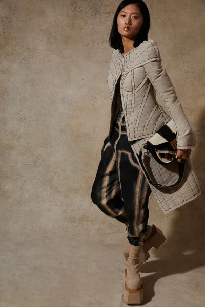 Look 57